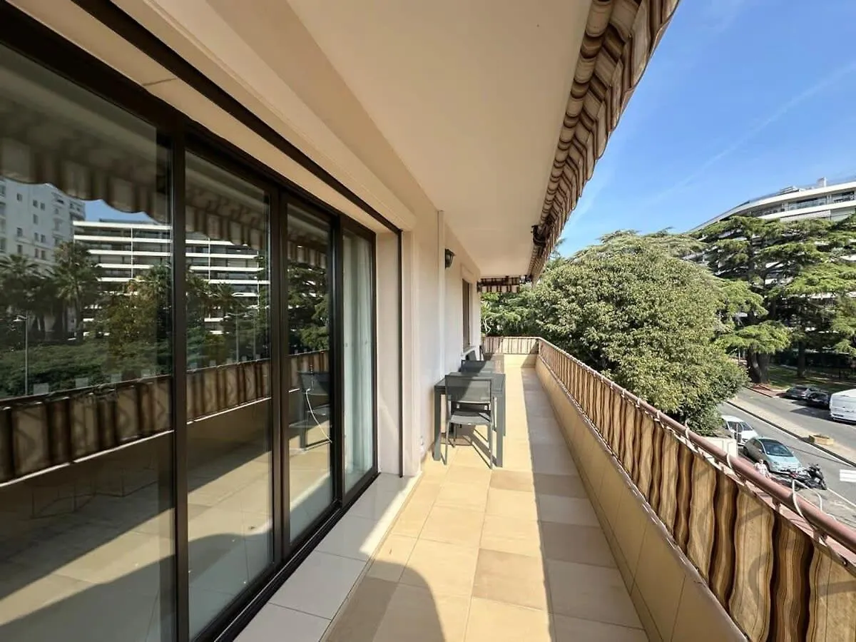 Apartment A003-Magnifique Appartement Proche Du Centre De Cannes France