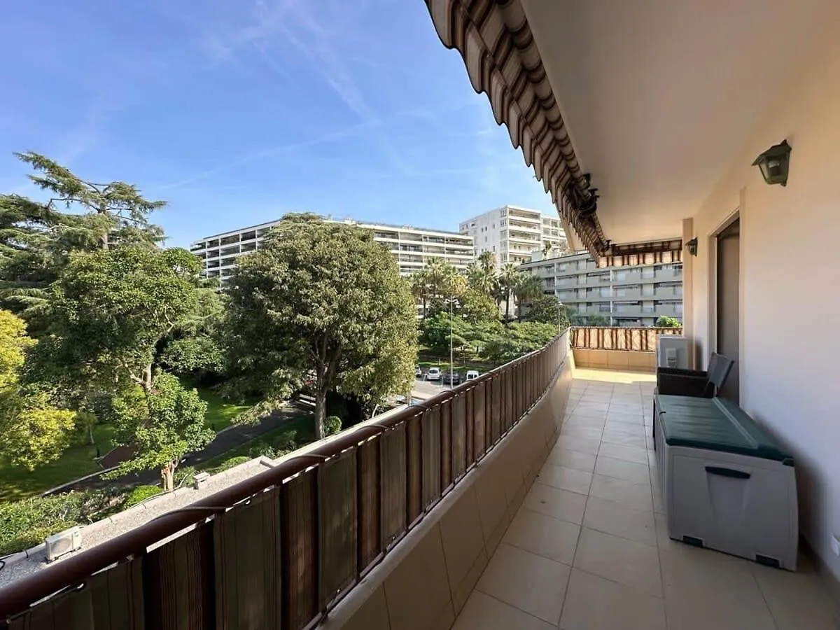 A003-Magnifique Appartement Proche Du Centre De Cannes